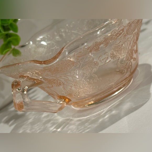 Hazel Atlas Glass FLORENTINE No.1 Poppy Pink 2-Handled Ruffled Nut Dish - Picture 13 of 16